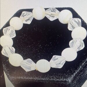 Elegant White and Silver Beaded Bracelet